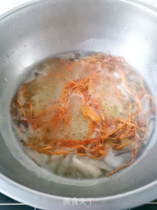 虫草花肉丝面的做法步骤：6