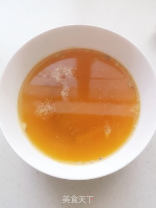 虫草花肉丝面的做法步骤：7