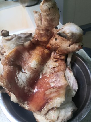 闽南烘猪脚的做法步骤：4