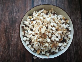 萝卜缨香菇粉条包的做法步骤：8
