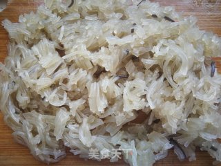 萝卜缨香菇粉条包的做法步骤：11