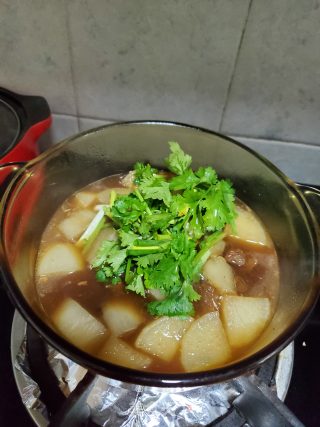 萝卜烧牛腩的做法步骤：6