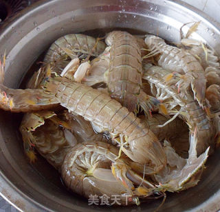 辣炒皮皮虾的做法步骤：1