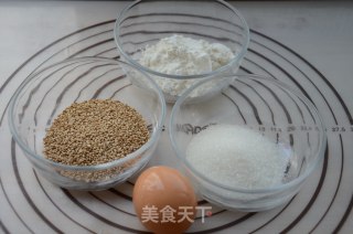 蛋清芝麻脆饼的做法步骤：1
