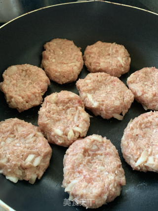 煎肉饼的做法步骤：10
