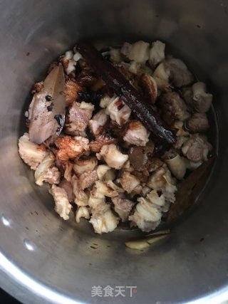 腐竹焖牛腩的做法步骤：6