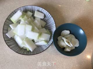墨鱼丸焖冬瓜的做法步骤：4