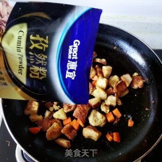 炒窝窝头的做法步骤：5