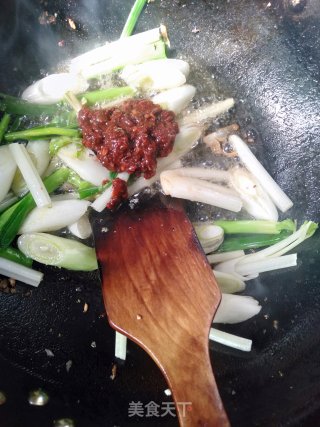 凉粉红烧鱼的做法步骤：7