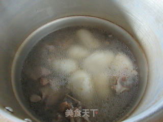 芋艿肉骨汤的做法步骤：12