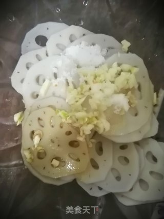 凉拌藕片的做法步骤：5