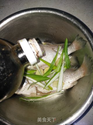 香煎小黄花鱼的做法步骤：3