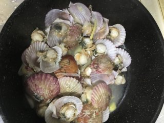 姜葱炒扇贝的做法步骤：8