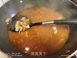 微辣版大白菜煮牛肉，入味好吃，十足的过瘾，一碗连汤汁都扫光光，真是吃货的世界！的做法步骤：6