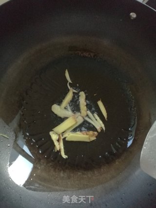 猪肉炖粉条的做法步骤：5