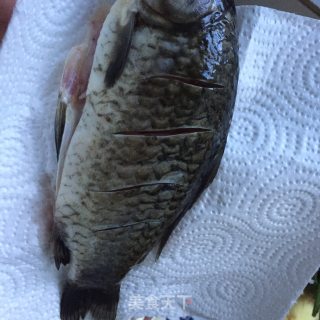 萝卜豆腐鲫鱼汤的做法步骤：3