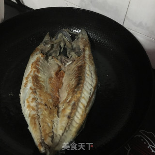 干煎鲐鲅鱼的做法步骤：9