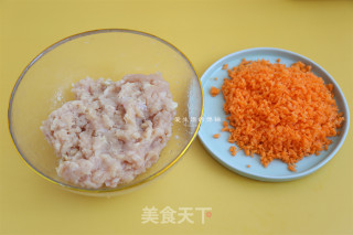胡萝卜鸡肉煎饺的做法步骤：2