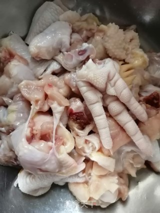 芋头烧鸡的做法步骤：4