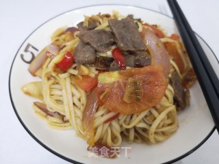 牛肉西红柿炒面的做法步骤：5