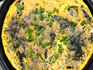 香煎紫菜鸡蛋饼！的做法步骤：6