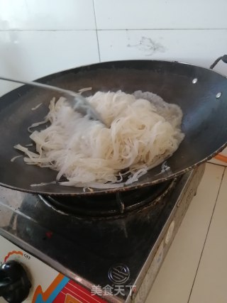 清炒白萝卜的做法步骤：9