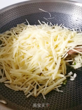 酸辣土豆丝的做法步骤：7