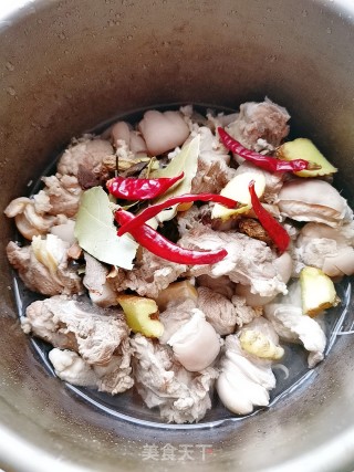 锅仔羊肉的做法步骤：5