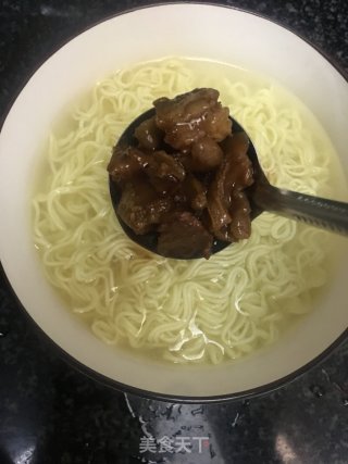 牛腩汤面的做法步骤：12