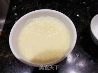 牛奶炖蛋的做法步骤：4