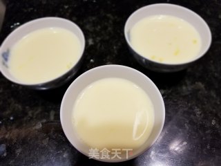 牛奶炖蛋的做法步骤：5