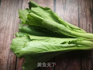 小白菜炒千张的做法步骤：1