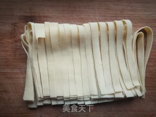 小白菜炒千张的做法步骤：6
