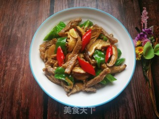 螺丝椒香菇炒牛柳的做法步骤：14