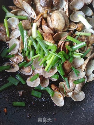 糖醋花甲的做法步骤：9