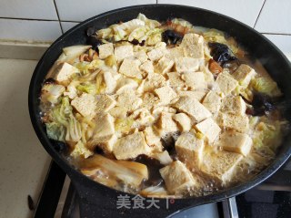 白菜五花肉炖冻豆腐的做法步骤：17