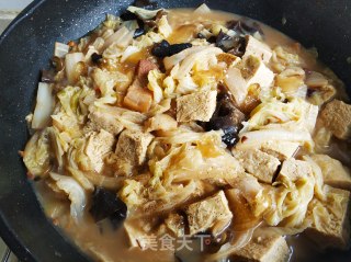 白菜五花肉炖冻豆腐的做法步骤：18