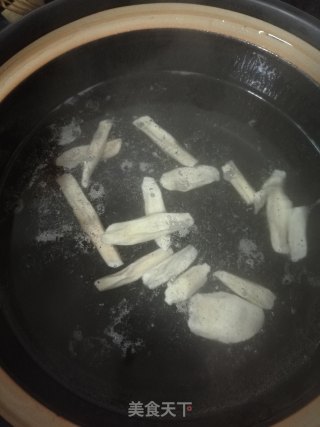 小米粥的做法步骤：3