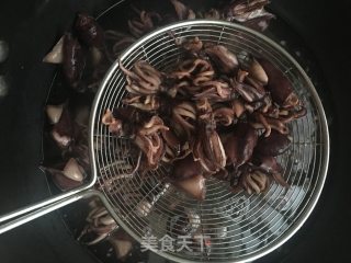 红烧海兔的做法步骤：1