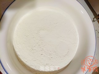 猪肉白菜馅饺子的做法步骤：1