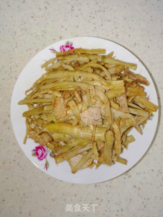 茶笋炒肉片的做法步骤：5