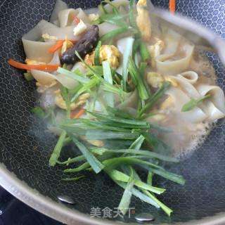 海参煎蛋炒牛筋面的做法步骤：25