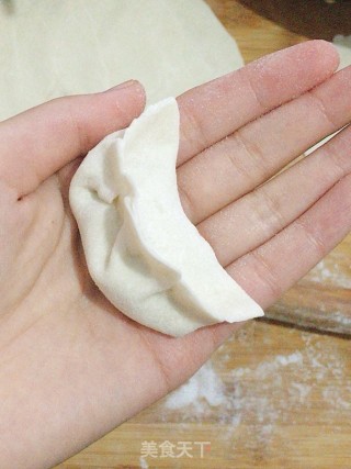 番茄猪肉汤饺的做法步骤：7