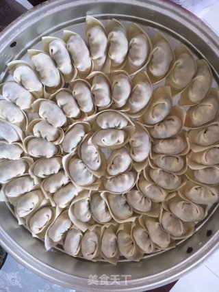 蟹肉馄饨的做法步骤：4