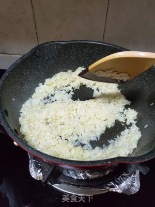生炒糯米饭的做法步骤：7