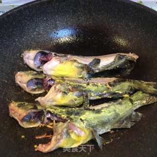 昂刺鱼豆腐汤的做法步骤：4
