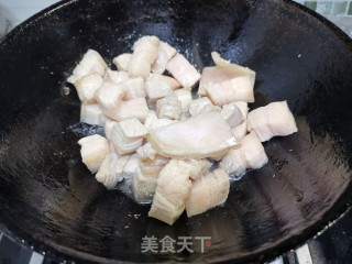 红腐乳烧肉的做法步骤：3