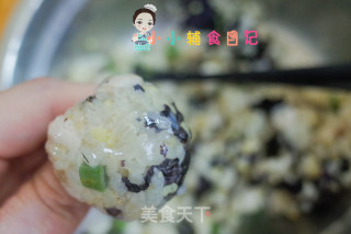 12个月以上辅食香肠紫菜饭团的做法步骤：9