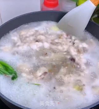 泡椒凤爪的做法步骤：3