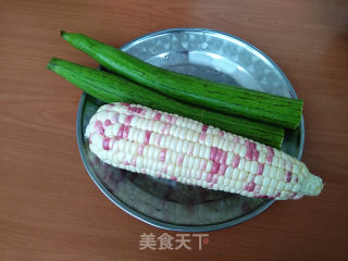 薏米玉米丝瓜汤的做法步骤：2